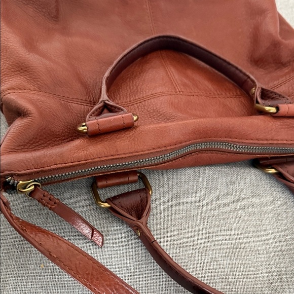 American Leather Co,Jamestown leather satchel, crossover Bag - Picture 4 of 6